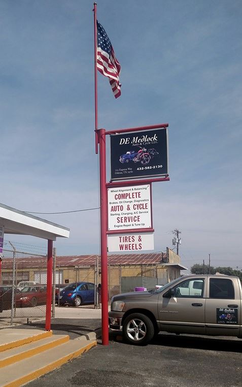 DE Medlock Auto and Cycle LLC | 701 Express Way Odessa, TX